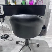 کراتین‌کار با مشتری