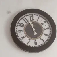 ساعت دیواری