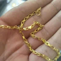 گردنبد طلا نو نو اصلا استفاده نشده