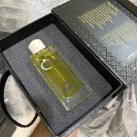 فروشنده خانم