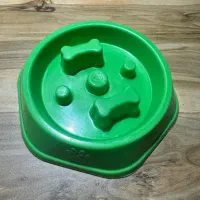 تمامی ظرفهای گربه از جمله استیل وبرس.نو زیرقیمت۷۰۰|لوازم جانبی حیوانات|تهران, امیریه|دیوار