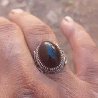 انگشتر نقره هست
