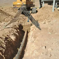 بیل کوماتسو ۲۲۰|خودرو سنگین|اصفهان, نقش جهان|دیوار