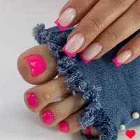 خدمات لاین ناخن و لیفت و لمینت ابرو  و مژه
