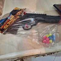 تفنگ|اسباببازی بچه|تهران, دبستان|دیوار