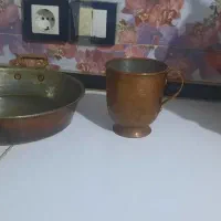 ماهیتابه و لیوان مسی