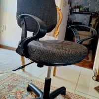 صندلی کامپیوتر ( فروش فوری )