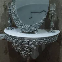 آیینه و شمعدان