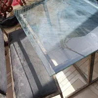 میز نهار خوری فلزی