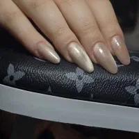 کاشت ناخن و لمینت ، ژلیش ، مانیکور روسی|خدمات آرایشگری و زیبایی|عسلویه, |دیوار