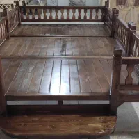 تخت سنتی شاهنشین