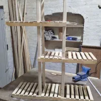 استند گل و مصنوعات چوبی