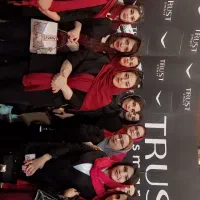 کار با گوشی و استقلال مالی ویژه بانوان