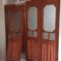 درب چوبی با چارچوب