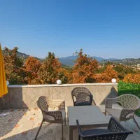 کلبه نوساز و جکوزی دار در دل جنگل رامسر ویو ابدی|اجارهٔ کوتاهمدت ویلا و باغ|رامسر, |دیوار