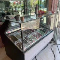 استخدام نیروی کار وارد بابت کار در ابمیوه و بستنی