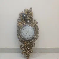 ساعت تمیز و شیک