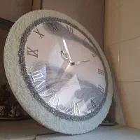 ساعت مدل کریستالی سفید طوسی|ساعت دیواری و تزئینی|تهران, سلسبیل شمالی|دیوار