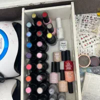 فروش فوری زیر قیمت لوازم کاشت ناخن و آموزش|آرایشگاه و سالنهای زیبایی|فردیس, طالقانی|دیوار