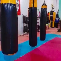 رزمی کیک بوکسینگ (بانوان)