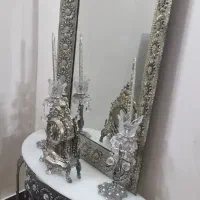 آینه و شمعدان، ساعت و پایه
