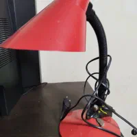 چراغ مطالعه شاسی دار