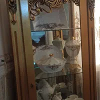 ویترین ورق طلا در حد نو|بوفه، ویترین، کنسول|ورامین, ورامین|دیوار