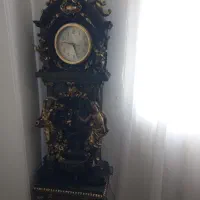 ساعت ایستاده