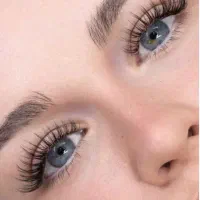 مدل رایگان خانوم برای  اکستنشن  تار به تار مژه