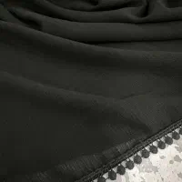 روسری درختی دور عدسی