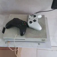 xbox 1 sبا بازی و دو دسته سالم