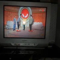 تلویزیون سامسونگ ۲۱ اینچ با میز