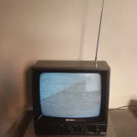 تلویزیون کمدی سالم|کلکسیون اشیاء عتیقه|اصفهان, آبشار|دیوار