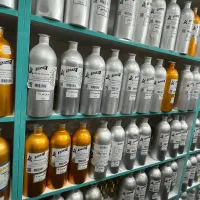 عطر|آرایشی، بهداشتی، درمانی|اسلام‌شهر, شهرک قائمیه|دیوار