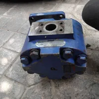 پمپ هیدرولیک دنده ای وگیربکس بالابر صنعتی۱۱۰|ماشین‌آلات صنعتی|گرگان, |دیوار