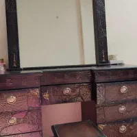 آینه و میز آرایش