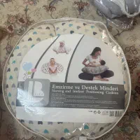 بالشت شیردهی نو خارجی با کاور