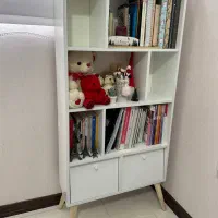 کتابخانه جادار