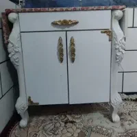 کمد و زیر اتو