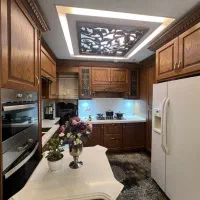 ۱۰۰متر شیک/ ۱۰ساله/ نورگیرجنوب وشمال/ سرمایه‌گذاری