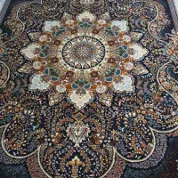 فرش ۷۰۰ شانه