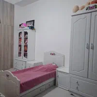 تخت و کمد کودک