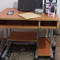 میز کامپیوتر