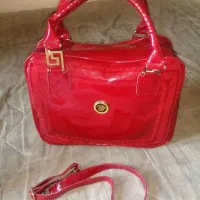 کیف قرمز ورنی (آکبند)