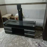 میز تلویزیون شیشه ای