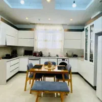 همخانه-خانم