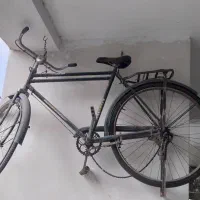 دوچرخه کلاسیک شهری سالم مناسب استفاده یا کلکسیون