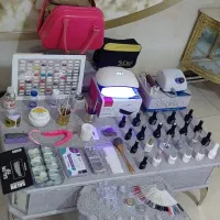 وسایل ولوازم کامل کاشت ناخن توضیحاتمو دقیق بخونید