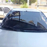 شیشه اتومبیل خان