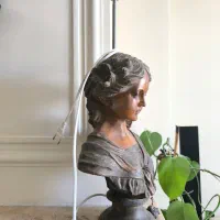 مجسمه رومیزی ومجسمه آباژور